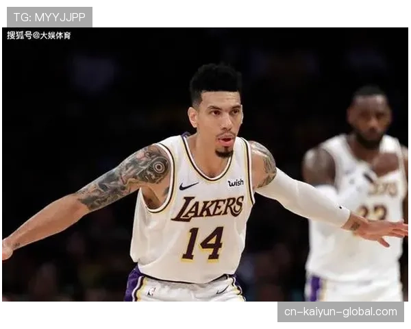 丹尼·格林三分航母角色转变提升球队关键轮换深度